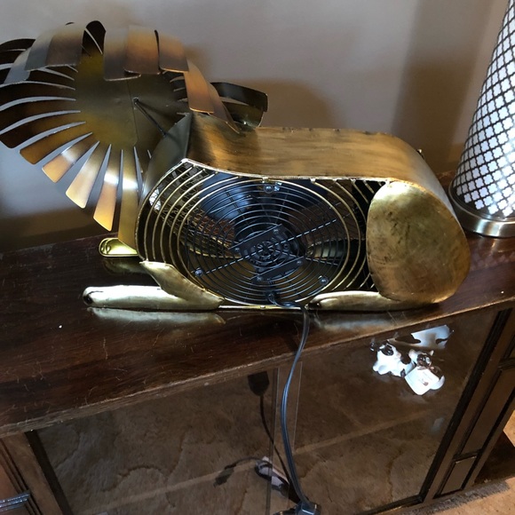 Deco Breeze Bronze Lion Figure 2 Speed Fan - Picture 4 of 5